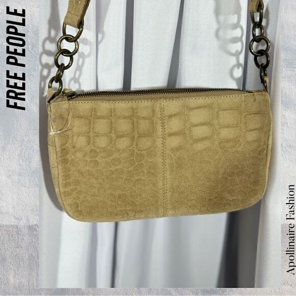 FREE PEOPLE ALANNA CRIC TEXTURED SHOULDER BAG IN BEIGE NEW - Picture 3 of 4